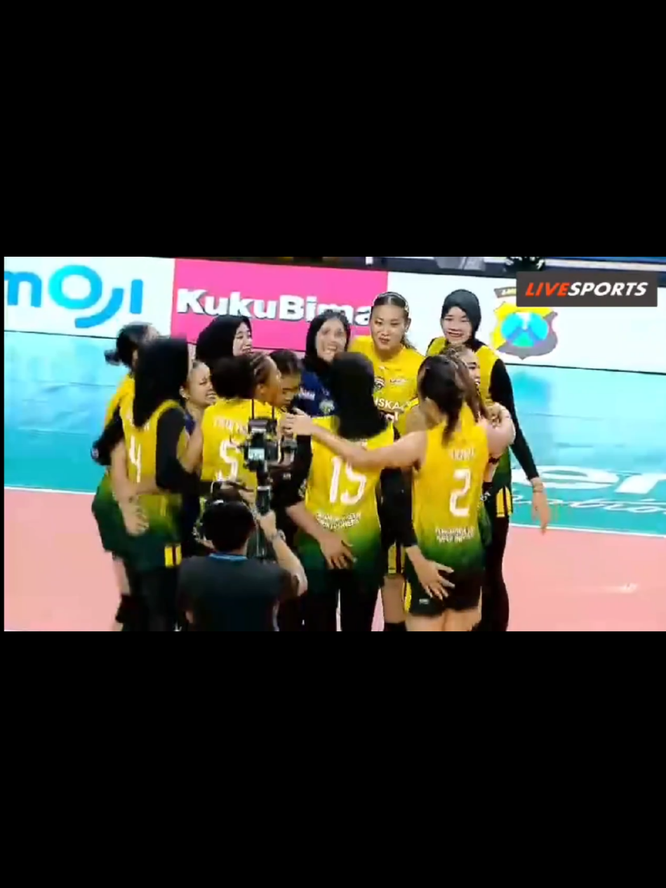 Udah dibilang... Petro bukan kaleng-kaleng #backtobackchampion🏆 #petrokimiagresik #livoli2025 #proliga2025 #volimania 