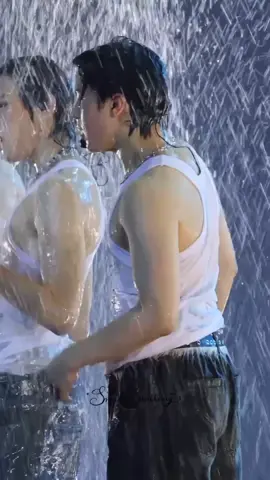 Gede ya dek, tebel gtu sanggam🤭 #lyknduskanddawnconcertd1 #williamjkp 