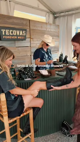 if you have a pair of @Tecovas (or a tecovas hat!) and you're at COTA, deeeefinitely swing by their pop-up to get yours branded for free! ty #tecovas pookies, love u 🧡 #cota #usgp #landonorris #oscarpiastri 