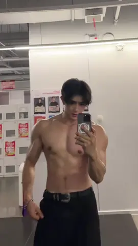 #sixpack #fyp #douyin抖音 #douyin #ผู้จีนงานดีย์🇨🇳🇨🇳 