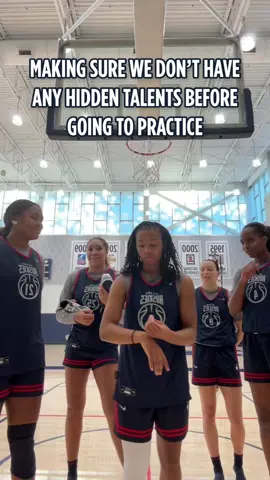 11/10 no notes 🤩  #uconn #uconnwomensbasketball #ncaawbb 