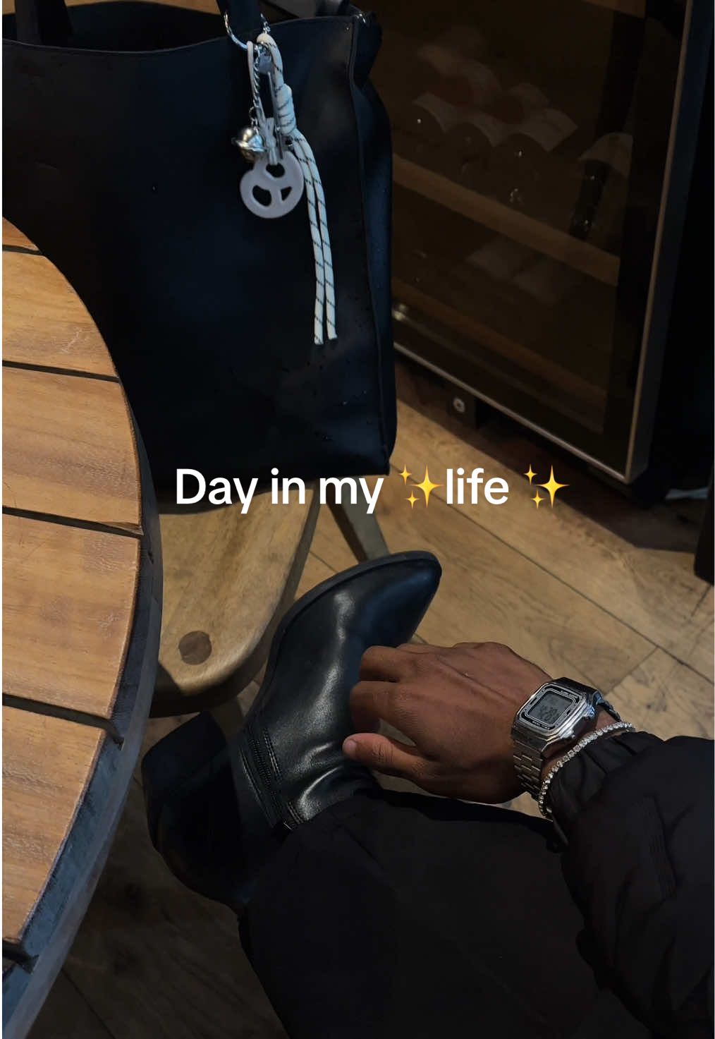 San’bonani Divazz spend the day with me as a hustling student. Am I going to survive wearing heels on campus? Let’s find out #vlogs #studentlife #campusoutfit #zuluvlogs @Red Bull South Africa 