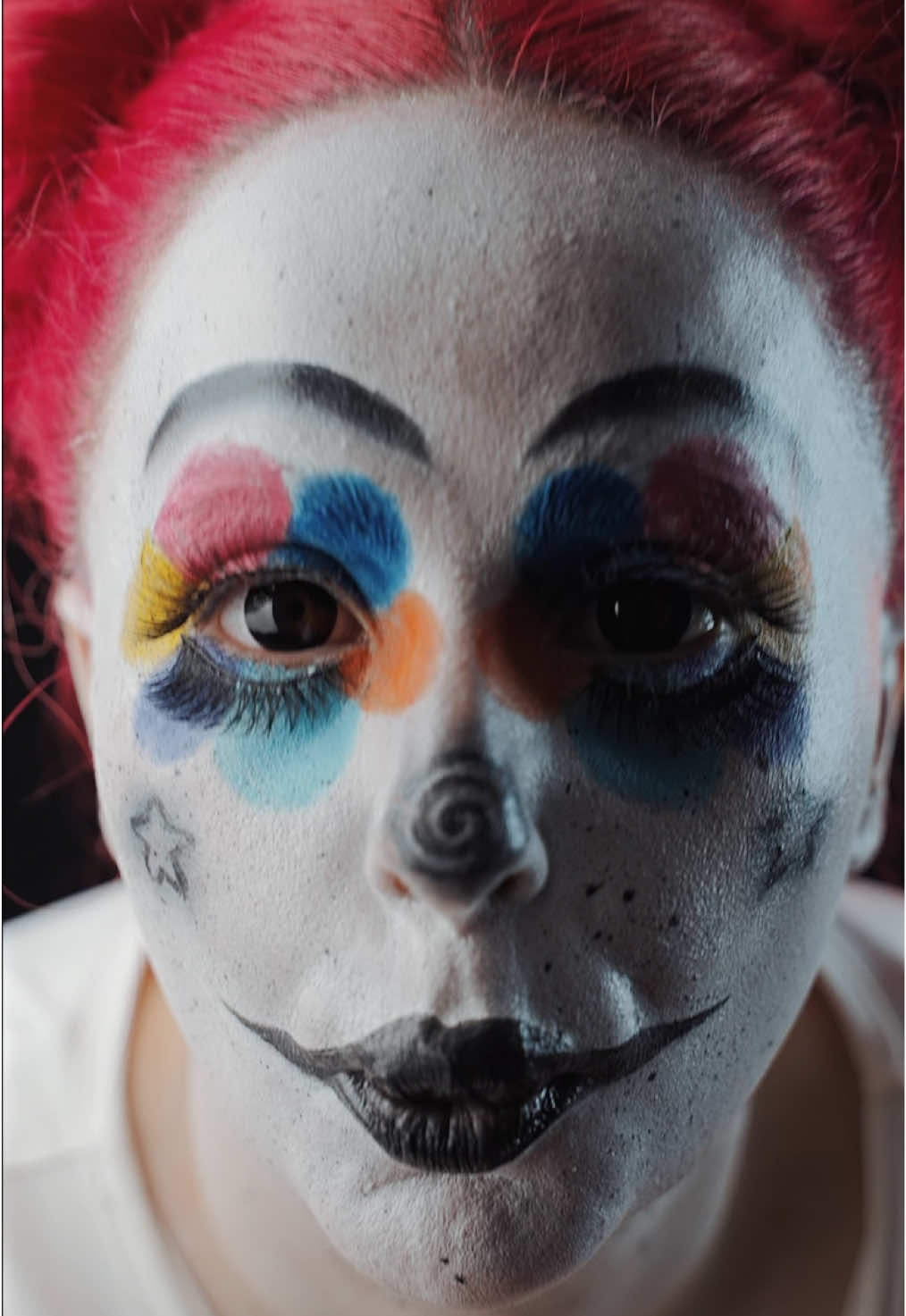 შეგეშინდა? ხოდა გამომიწერე 🤡😂  Camera/edit @ch_u_p  #ziziamiranashvili #georgia🇬🇪 #halloween #horror #halloweenmakeup 