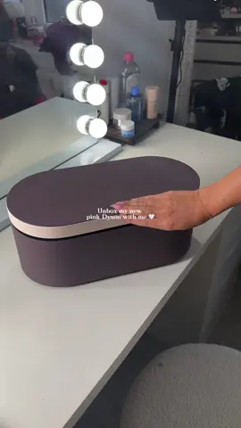 Unbox my new pink Dyson with me 🤍 @Dyson UK #dyson #dysonid #dysonairwrap #dysonunboxing 