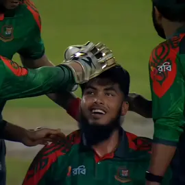ফাস্ট রিশাদ হোসেনের — অসাধারণ ছয় উইকেট শিকার...🫶 #নাদিম_৭৫ #tiktokforyou #vairalvideo #supportmetiktokoffical #🔥🔥🔥 