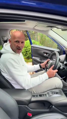 Omooooo… A nie, sorry. Tym razem Skoda, Honda, Kia i Berlingo Silnego 😜 . #moda #skoda #kierownica #tvnturbo 