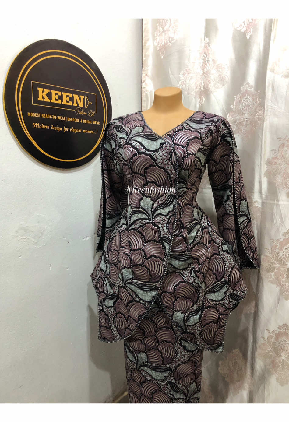 WHATSAPP: 09030010706 | 📍KADUNA🇳🇬- WORLDWIDE DELIVERY 🌍 #kadunafashiondesigner #arewawedding🇬🇭🇺🇸africanfashiondesigner #arewawedding🇬🇭🇺🇸africanfashiondesigner #bespoketailoring #kadunabusiness 