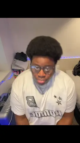 oiiiii this video is oldddd #fyp #gkctd #baddieonline #newmusic #viral 