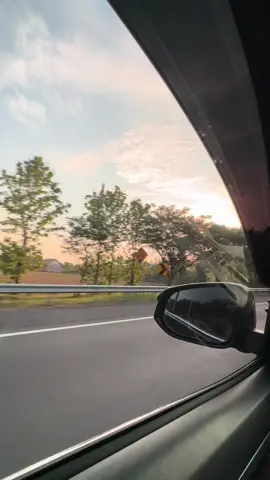 Doa Yabes #diberkatiuntukmenjadiberkat #lagurohani #perjalananhidup #senja #sunset 