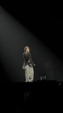 ได้ฟังเพลง DAY ONE ในคอนเสิร์ตเดี่ยวครั้งแรกของน้องปัน  ทุกอย่างคือดีไปหมด ประทับใจมากกกก🤍 @PUN  #punbandagethe1stconcert 