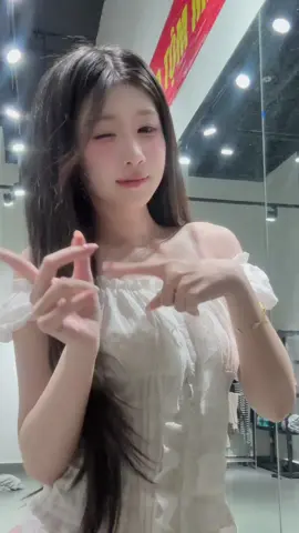 em ngẩn ngơ em ngẩn ngơ #ninnin