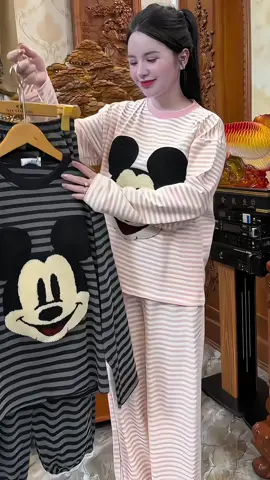 Set Bộ Đồ Nữ Kẻ Ngang Thêu Mickey Lông Nổi Áo Dài Tay Phối Bo Mix Quần Dài Ống Rộng Bo Chun Gấu#setdonu #setdoxinh #thoitrangnu 