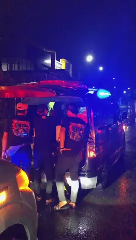 Berbagi itu Indah👻 #fyp #foryoupage #fyppppppppppppppppppppppp #foryou  @shincan.ambulace 