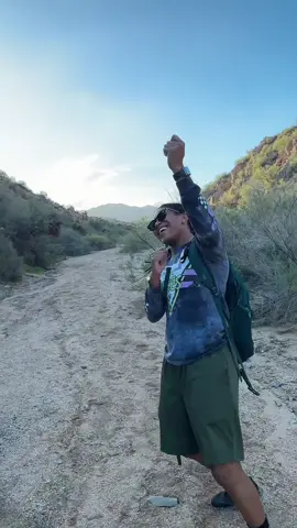 Who y’all think would get away? 😂😂 @cvndyj #wlw #halloween #spookyseason 