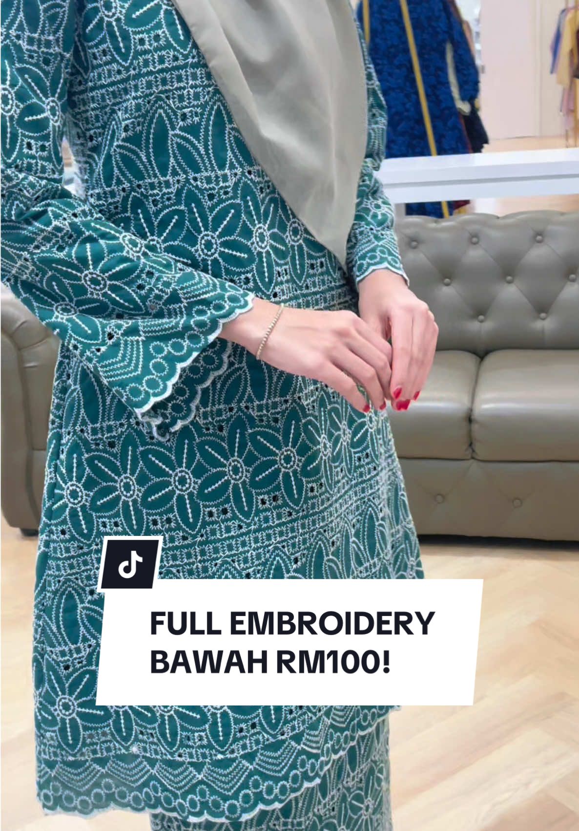 Cantiknya collection Kurung Sofea ni , fully embroidery bawah RM100 je korang 😍 Banyak lagi pilihan kaler klik beg kuning sekarang! #fypppppppppppppppppppp #TikTokShopFashion #plussizefashion #newarrivals 