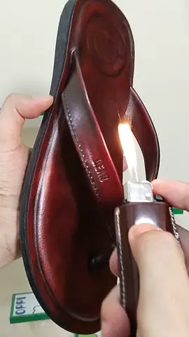 #promo#sandalkulitpria#sandalkulitasli  DETIL MATRIAL YANG DI GUNAKAN : Outsole : Karet  Anti Slip / TVR Material Upper : Asli Kulit Insole : Asli Kulit Sapi Ukuran : 39 : 24 CM / 40 : 25 CM / 41 : 26 CM / 42 : 27 CM / 43 : 28 CM Warna  : COKELAT MAROON PANDUAN UKURAN PANJANG TELAPAK KAKI PRIA : SIZE  -  UKURAN KAKI SIZE CHART (Panduan Ukuran Sepatu Bagian Dalam / Telapak KAKI.  GARANSI UANG KEMBALI JIKA BUKA KULIT...