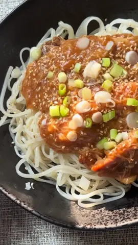 ✨ Slow Cooker Magic for Two ✨ Juicy chicken thighs, tender noodles, and a sweet-savory huli huli sauce that tastes like a Hawaiian vacation—minus the airfare. 🏝️ This easy crockpot dinner is big on flavor, low on effort, and perfect for two. Bonus: kitchen hacks to keep waste low and flavor high. 🍍 Tip: single-serve pineapple juice = no leftovers to stash. 🧄 Hack: freeze grated ginger and garlic for your next flavor bomb. 👉 Save this recipe for your next easy weeknight dinner! https://ourtable42.com/crock-pot-chicken-and-noodles-with-huli-huli-sauce/ #CrockpotRecipes #SlowCookerMeals #CookingForTwo #EasyDinnerIdeas #HuliHuliChicken               