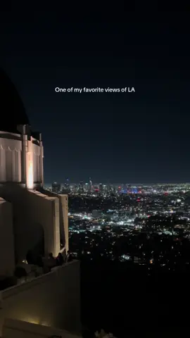 One of my absolute favorite views of Los Angeles. We got to see Saturn with the amazing telescopes at the Griffith Observatory! #losangeles #california #griffithobservatory #citylights #californiacheck 