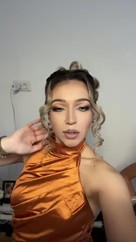 @Cristiana ai fost serioasă până într-un punct 😂😂😂😂