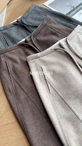 Nếu yêu, nhất định phải yêu cho thật chín chắn, đàng hoàng. Còn không yêu, nhất định không được gieo thương nhớ cho người khác. Lời đã nói ra không thể rút lại. Chúng ta đều đã trưởng thành rồi. Bạn nói được thì phải làm được. #xuhuong