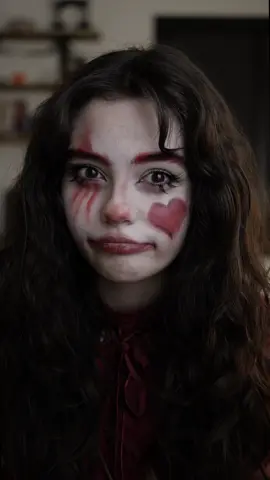🙂🙃 @Júlia Gava  #atuacao #eusemvoce #halloween #halloweenmakeup 