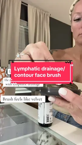 I love my new tool!!! #skincaretips #contour #lymphaticdrainage 