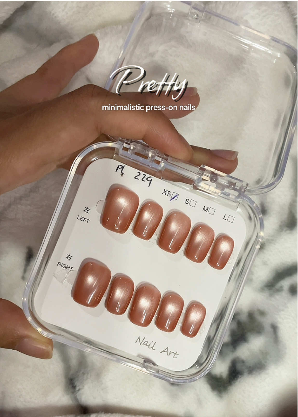 ang niceee + it comes with freebies🙂‍↕️ #pressonnails  #nails  #fypシ゚  #cateye  #cateyenails 