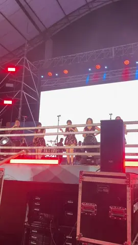 No eres único en la voz de #susanaalvarado 💕💕#corazonserrano ♥️ #envivo #concierto #2025 