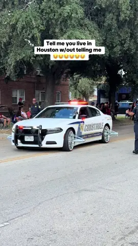 We can’t help it 😂 #houston #tsuhomecoming #policeofficer #constable 