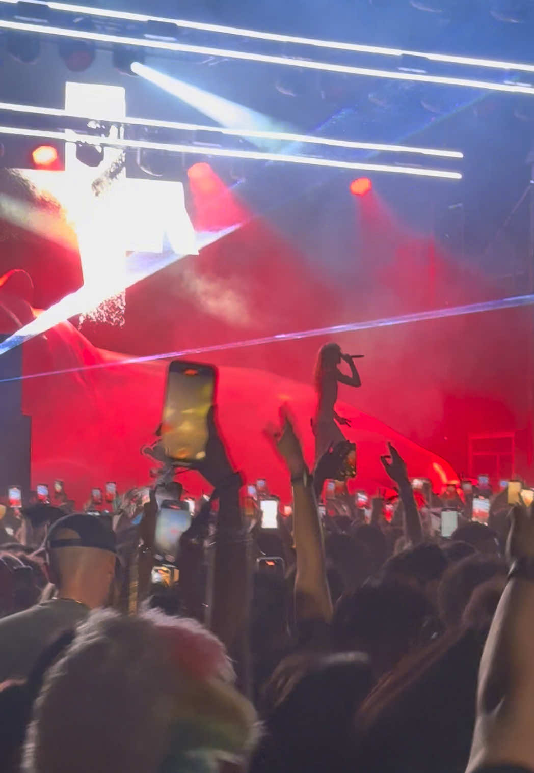 #2hollis @2hollis #iiipoints @III POINTS 