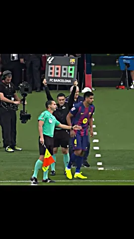 Barcelona New Striker🇺🇾 #araujo #ronaldaraujo #uruguay #barcelona #barcelonavsgirona 