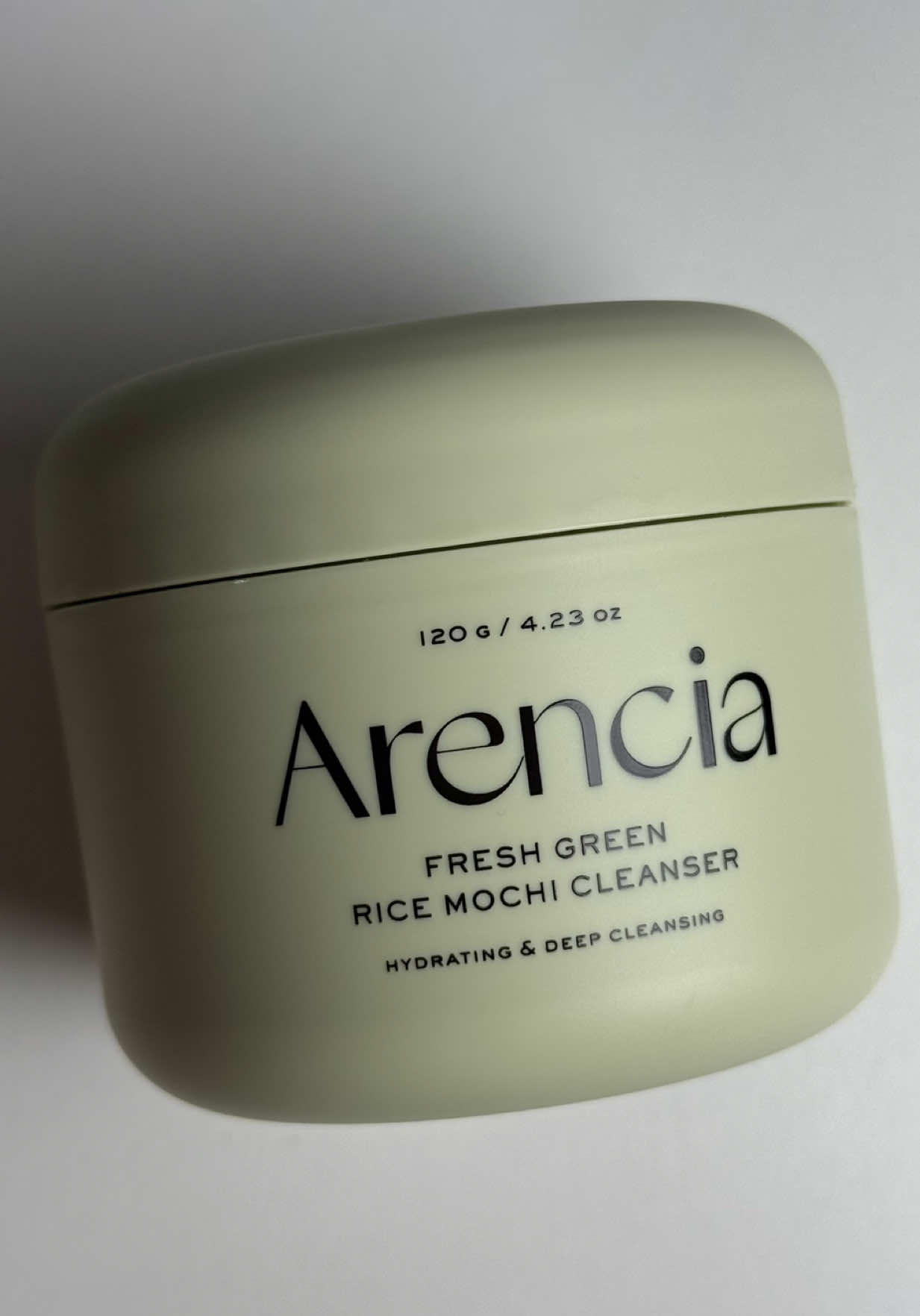 Skincare with me before bed 🌙 nothing fancy, just a simple routine that fights acne + keeps my skin soft 💆🏻‍♀️💧 @Arencia  #ArenciaMochiGlowUp #MochiGlowUp #Arencia #AcneCleanser 