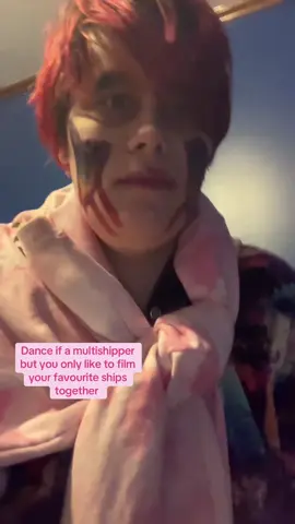 Here is this trend back, I forgot to do it as Janus yesterday(10/17/25) but that’s okay because here is Patton’s version anyway #Pattonsanderscosplay 