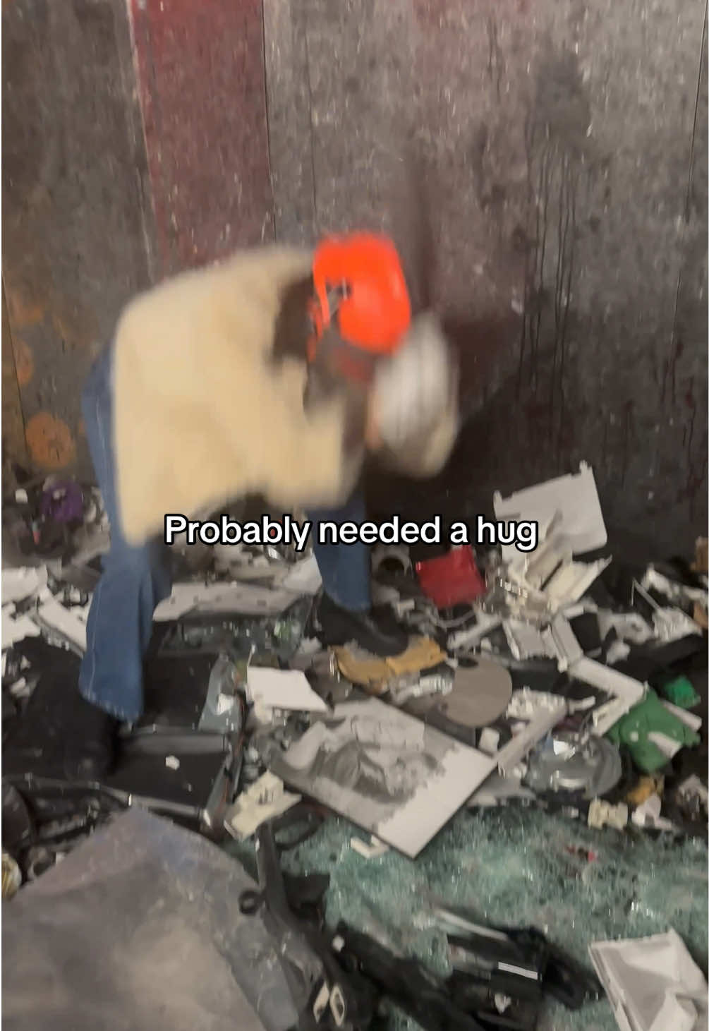 The owner said this one was on him 🥴😅 #rageroom #therapy #smashroom #slc #smashitrageroom 