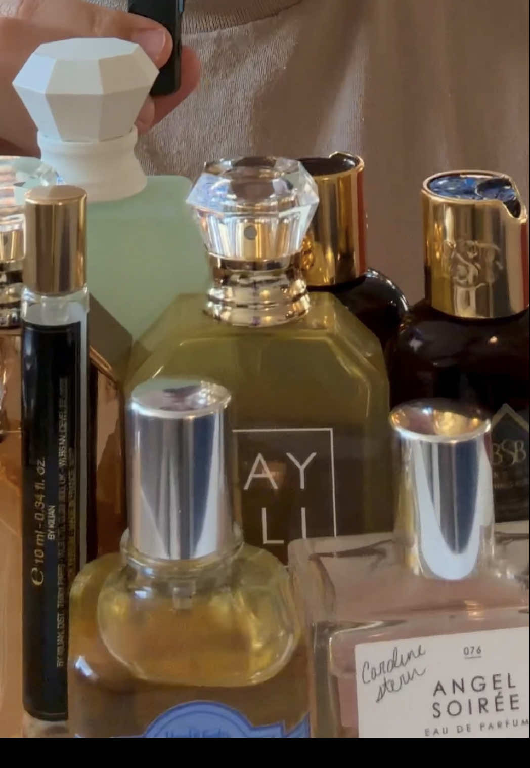 All of the perfumes I wore last week 🤍✨ Fragrances mentioned: Princess Treatment + Angel of Mine - @Brown Sugar Babe  Capri in a Bottle, Marrakesh in a Bottle, Yumm Pistachio Gelato, Invite Only Amber 23 - @Kayali @Mona Monica Kattan🧸  Princess - @KILIAN PARIS  Blueberry Skies - @Hoshi Gato - Niche Perfumery  Angel Soirée - @Le Monde Gourmand  #perfumetok #fragrancetok #perfume #weekly #smellgoodfeelgood 