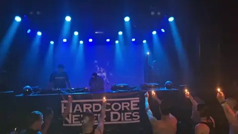 eerbetoon chosen few in de willemeen bij hardcore never die #willemeen #chosenfew  #hardcoreneverdies 