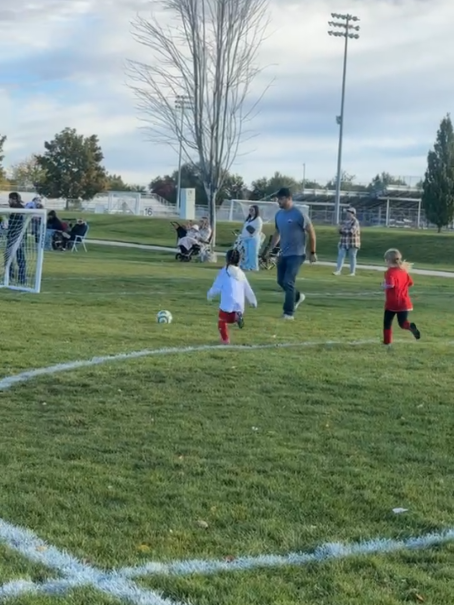 Look at her go ⚽️🥲 #Soccer #hairstyle #araizamami #peinado #goal 