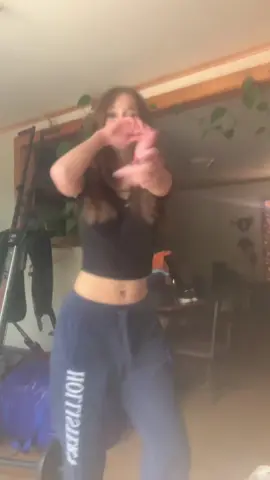 Bow bow boww   #fyp #dance 