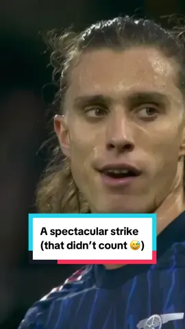 A 10/10 strike by Calafiori— but it didn’t count. 😅 #Soccer #PremierLeague #arsenal 