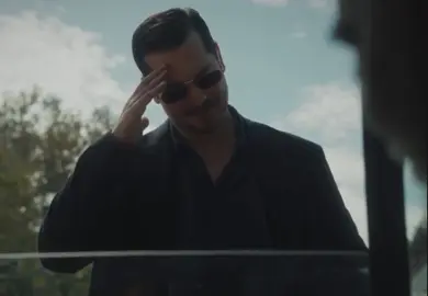 حبيبي هوا ❣️.                                                                                                                                                                                                                                                                                                                                                                  #cagatayulusoy #شاتاي_اولوسوي #eşrefrüya #explore #pyf 
