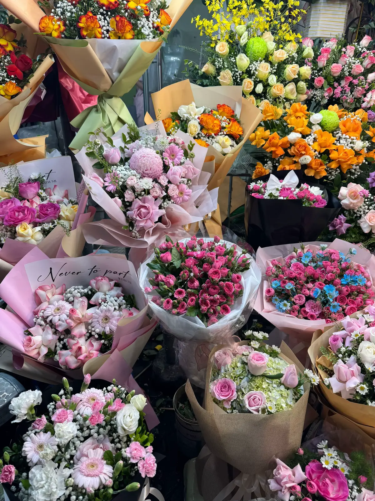 Hoa được tặng ngày lễ là quà, hoa được tặng ngày thường là yêu #fypシ #yeuhoa #flowers #trendflower #hoaxinh  