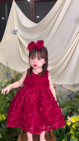 Vây Hoa hồng 3D bồng bềnh cho bé gái#TikTokAwardsVN #đầmcongchuabegai #vayxinh #vayditiecchobe #vaydichoichobegai 