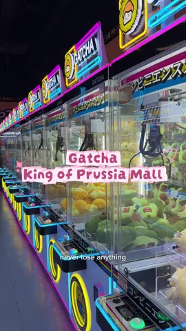 @GatchaKOP we love it here!! 🎰🕹️🧸 #arcades #philly #kingofprussia #cranemachine #clawmachine 