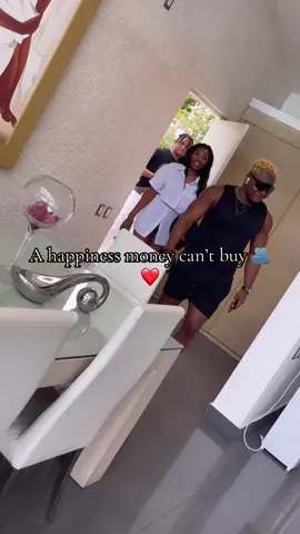 Gen bgy lajan pa k achete 🥰🙈Close friends mw yo c tut sa m pa vle pèdi❤️#cousinlove #viraltiktok #tiktokayisyen @Myrtil Martina📿 