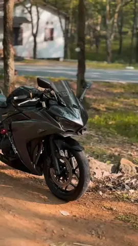 Wes ngerti kene perintis abizz kok mbok pameri bondone wong tuwo, Yo amet Sewu anget ae ora 👋 #fypシ゚ #r25indonesia #yamaha #r25 #old 