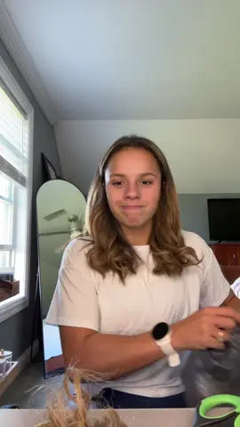 My sister told me not to crimp it so I just curled it. But like why does this lowkey eat down🕺🏽🎉