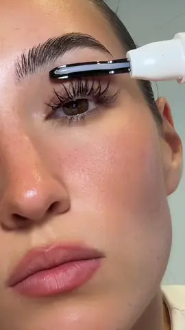 How to get extra long lifted lashes #fyp #lashcurler #lashroutine 