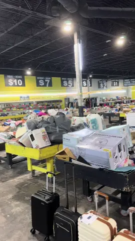 🔥 $7 SATURDAY 🎉 $7 SÁBADO 🤩🛒 ⏰ Time: 9 AM - 7 PM (Restocks every hour!) 📍 Location: 7075 Cypress Creek Pkwy, Houston, TX 77069 🎯 Everything for only $7! No matter the original price—ALL ITEMS are just $7! 😱 🛍️ Shop & Save Big on: • Clothing 👗👚👕👖🥻 • Electronics 📱💻🔌🎥📷⌚️ • Home Decor 🫖🍶🕰 • Shoes 👞👟👠🥾👡👢 🔁 Restocks every hour—you’re never too late to score a deal! 💥 ⏳ Hurry, while supplies last! You won’t want to miss out on these incredible prices!