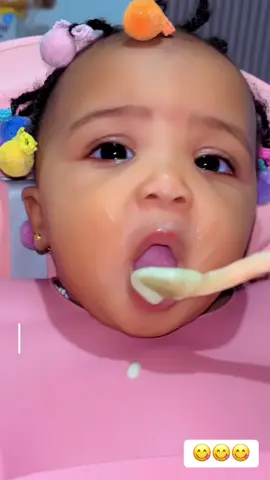 @princesse khelani ❤️🩷 @Nazara premier l’orgueilleux☠️ #tiktokabidjan🇨🇮 #tiktokfrance🇨🇵 #babymama #debloquemesvue🥲🙏🏽 #recettefacile 
