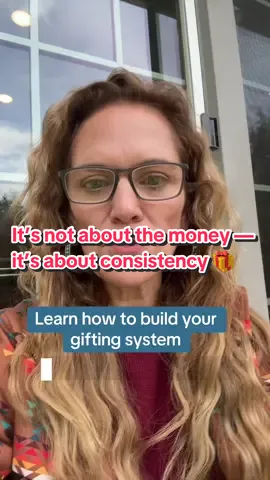 You don’t need to spend thousands of dollars on client gifts — you just need to show up consistently. Gifting isn’t about luxury or extravagance. It’s about connection. The best client gifts I’ve ever given have cost under $5: 🔥 S’mores kits in the summer 🍂 A spatula and towel in the fall 🎄 Christmas soap with a bow during the holidays It’s not about how much you spend — it’s about saying, “I was thinking of you.” That’s what people remember. That’s what turns one-time clients into lifetime relationships. And if you’re overwhelmed and don’t know where to start, come join me for Liz Brown’s Motivational Monday on October 20th at 10am ET / 12pm MST. I’m going to show you exactly how to build an affordable, repeatable gifting system that keeps you top of mind all year long. 💬 Type MONDAY in the comments and I’ll personally send you the link! Because consistency beats extravagance — every single time.@Liz Brown Real 🏡 Estate  #realestatebestie #alishacollins #clientgifting #realestatetraining #relationshipmarketing